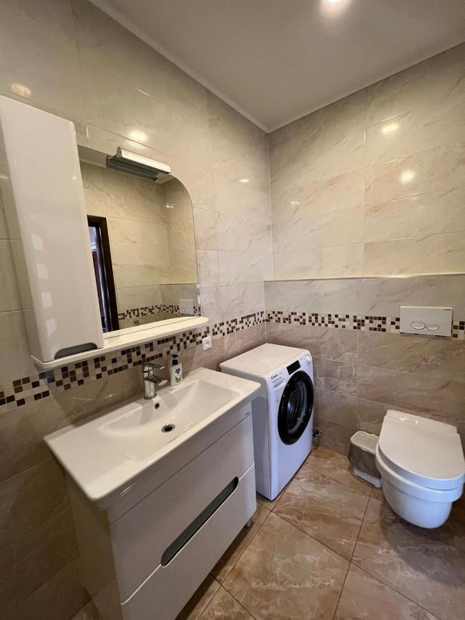 Central Park Accommodation 基希讷乌 外观 照片